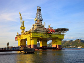 太陽光・地熱発電所　制御盤や接続ボックス